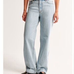 Abercrombie High Rise Loose Jean - Size 10/30 Long